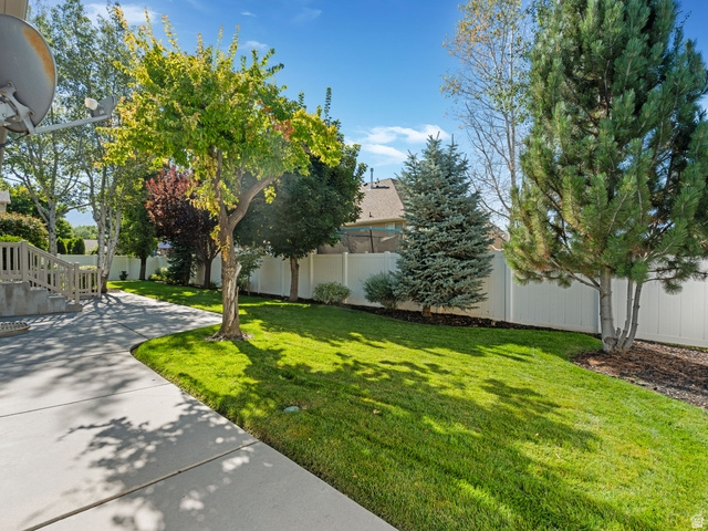 RIVER GLEN - Residential