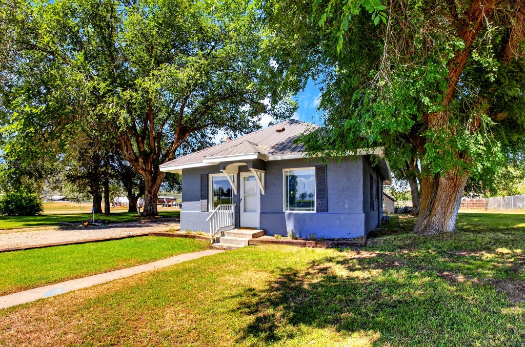 Photo of 370 S 2ND E, Bancroft, ID 83217 (MLS # 2173612)