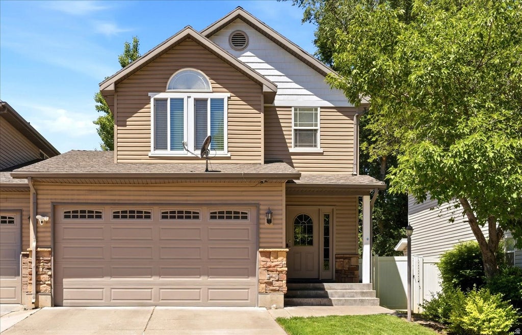 Photo of 589 QUINN CT, Ogden, UT 84404 (MLS # 2168674)