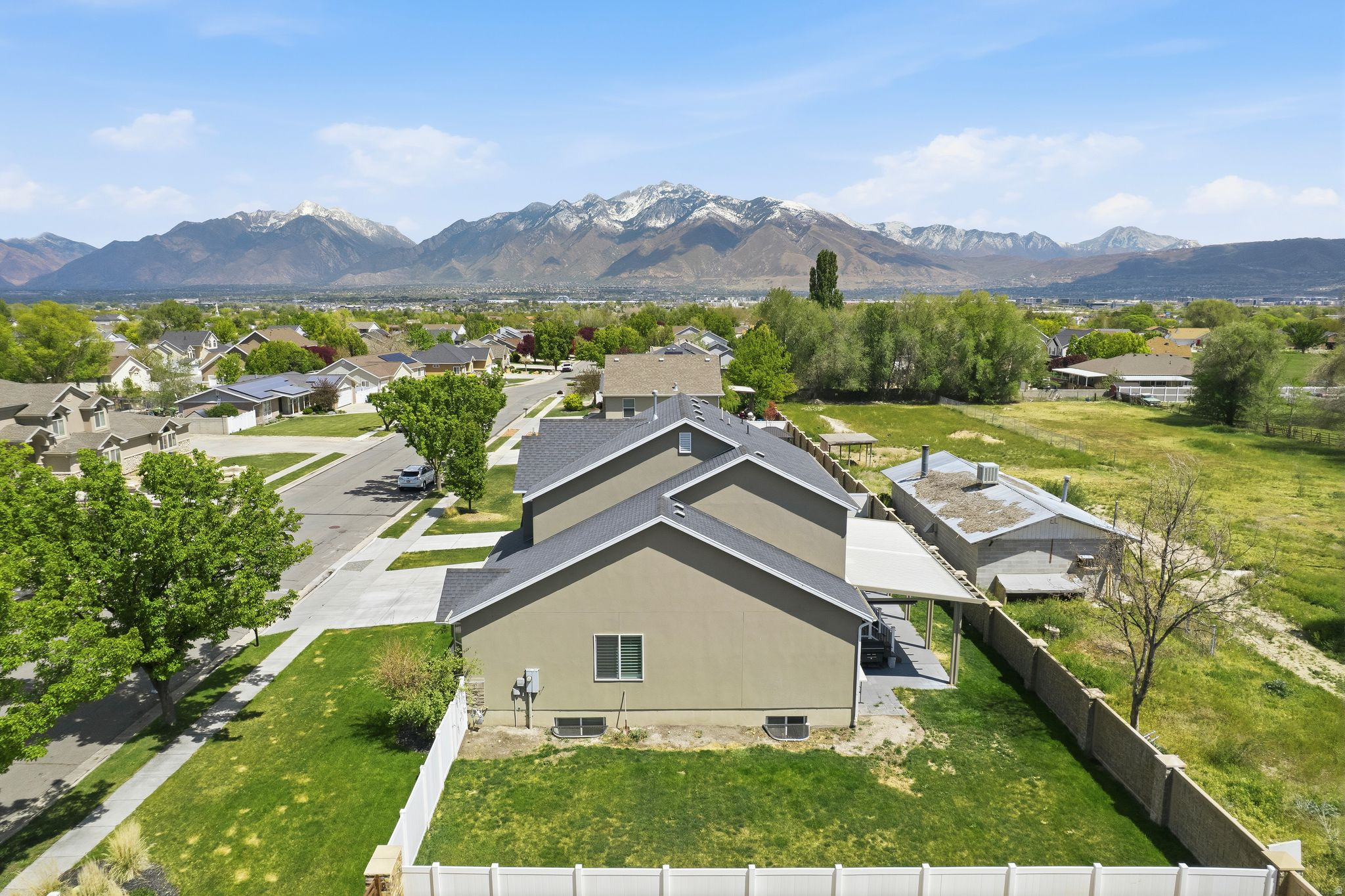 RIVERTON CHASE - Residential