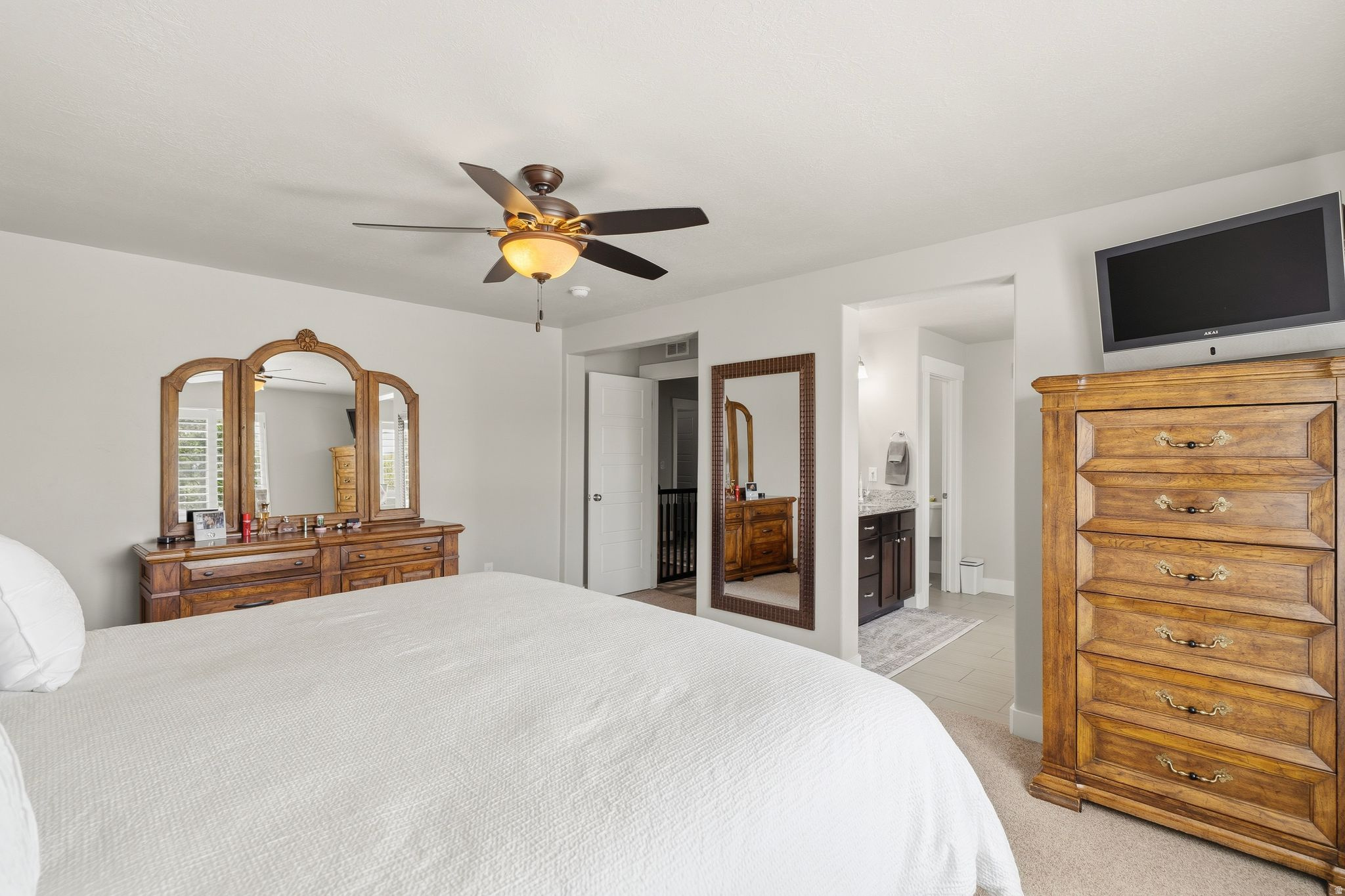 RIVERTON CHASE - Residential