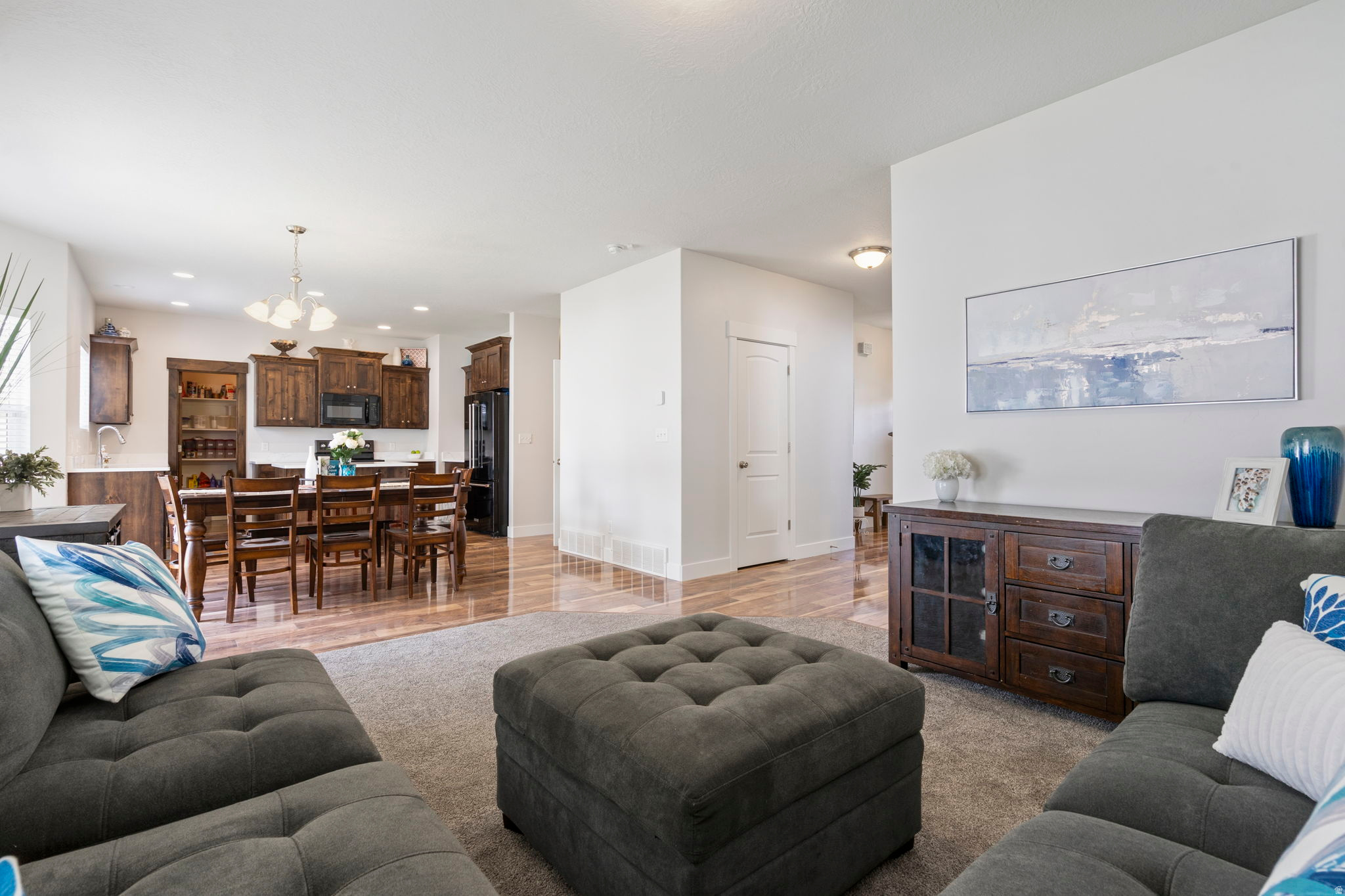MAPLE MOUNTAIN - Residential