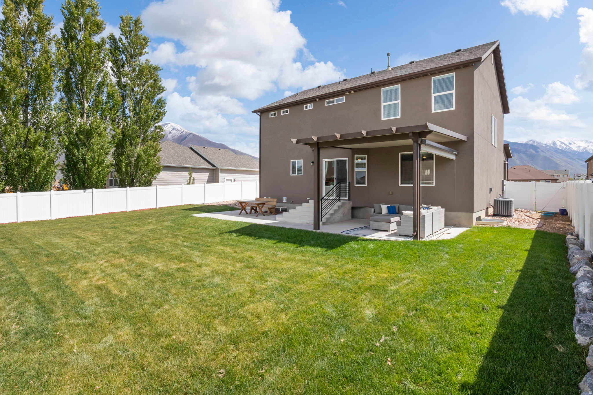 MAPLE MOUNTAIN - Residential