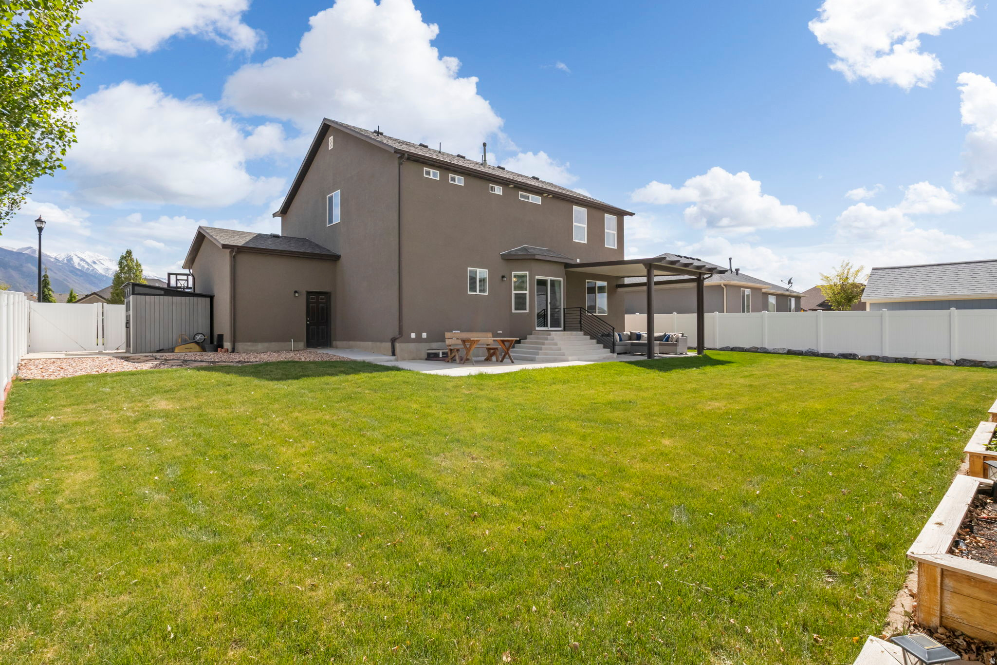 MAPLE MOUNTAIN - Residential