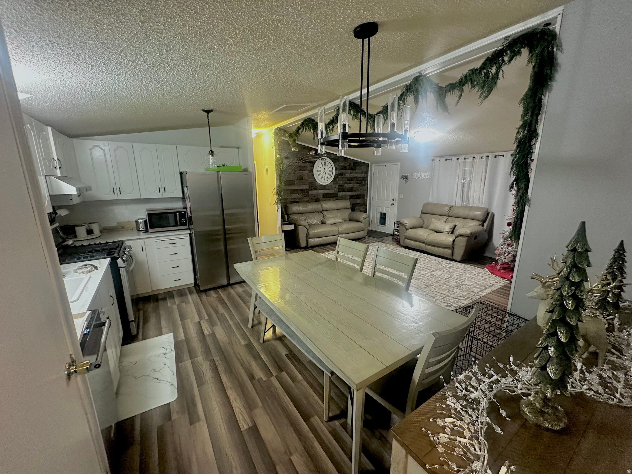 WINDSOR STATES - Residential