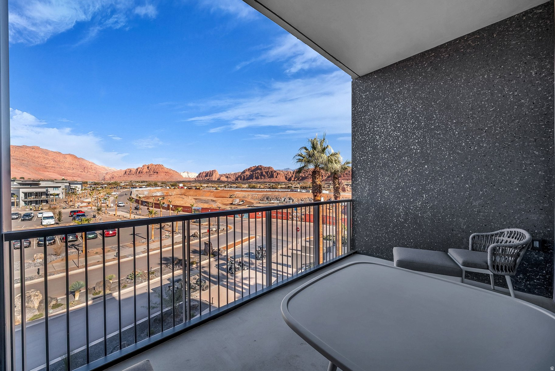 BLACK DESERT RESORT CENTER - Residential