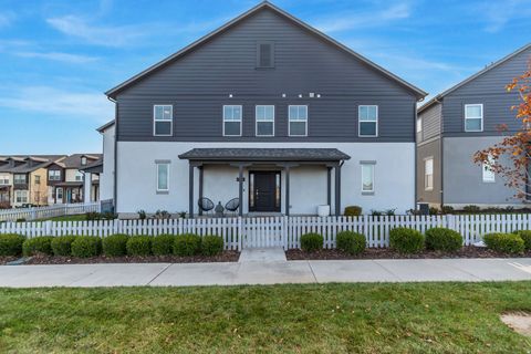 Photo of 5959 W LAKE AVE, South Jordan, UT 84009 (MLS # 2124525)