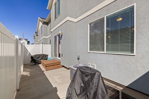 Tiny photo for 443 S DAY DREAM LN #2226, Saratoga Springs, UT 84045 (MLS # 2145960)