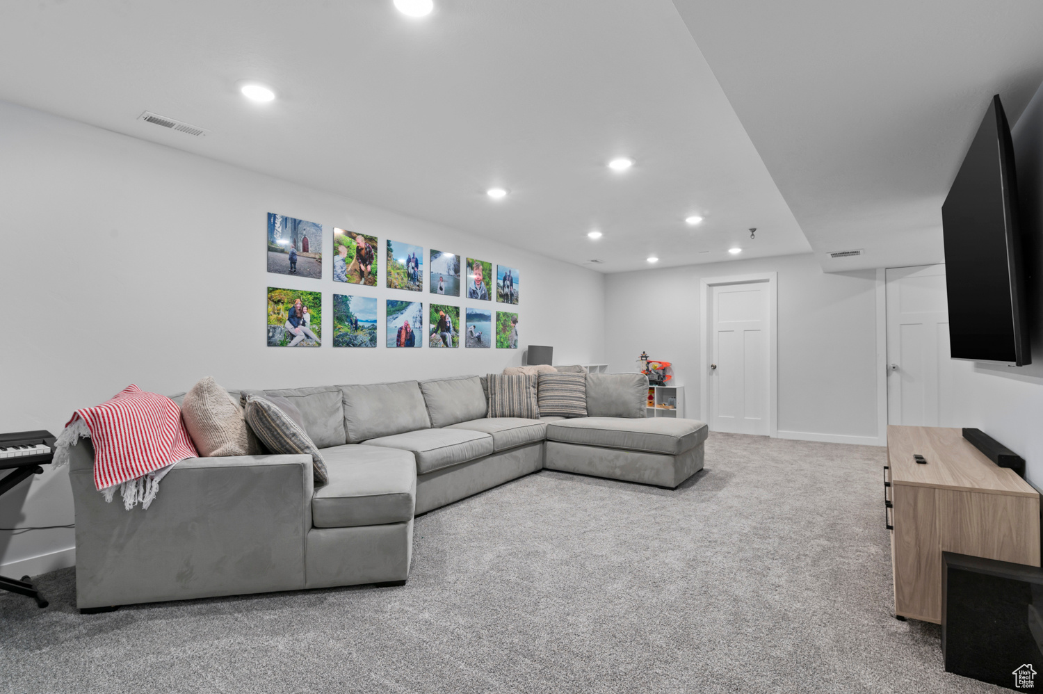 ROMANS COURT - Residential