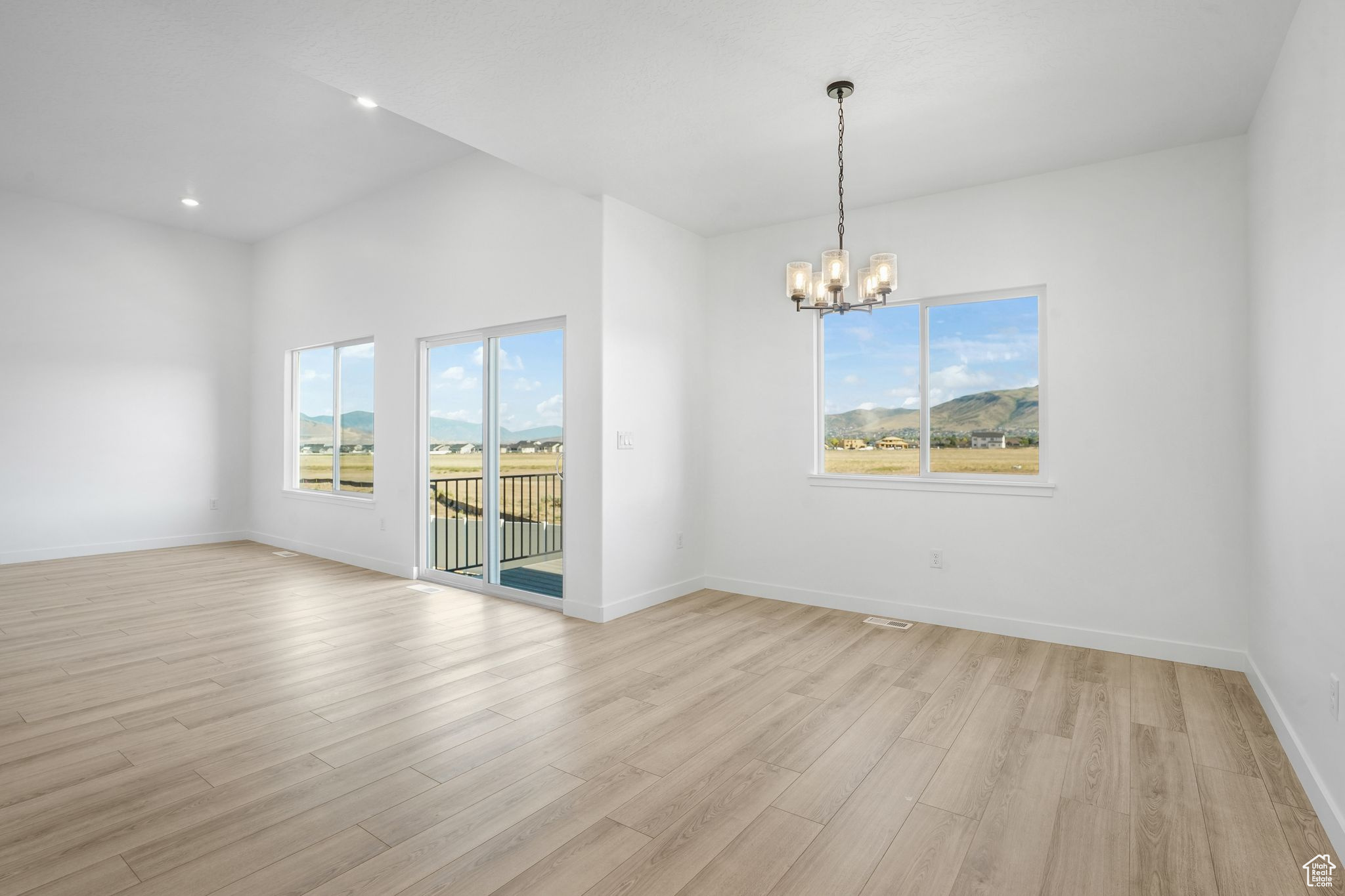 JACKSON - Residential