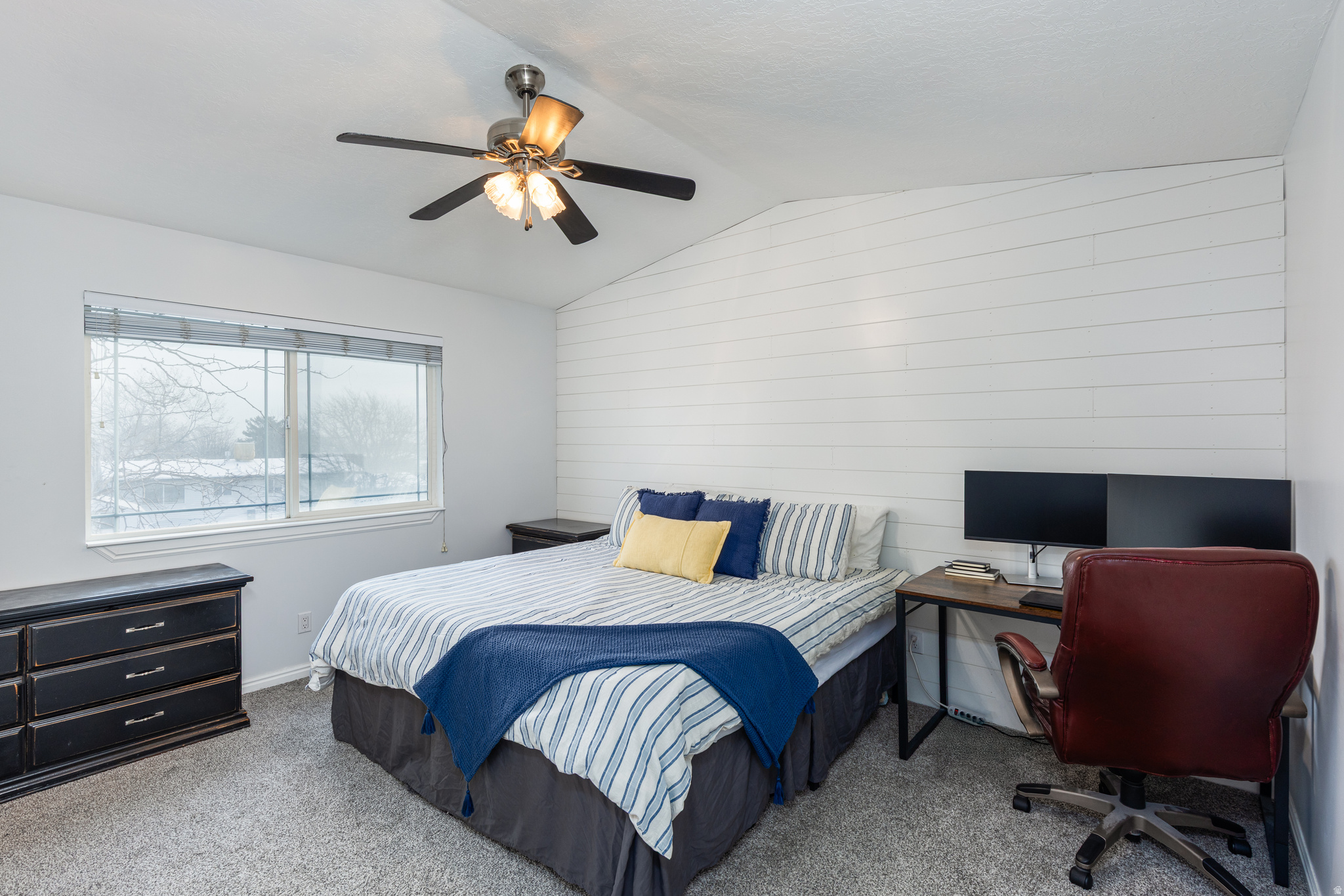 PINES AT JORDAN LAND - Residential