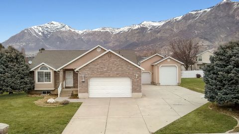 Photo of 1114 E 2600 N, North Ogden, UT 84414 (MLS # 2134039)