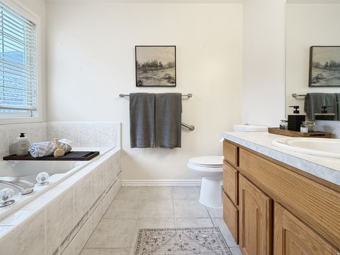 Tiny photo for 1114 E 2600 N, North Ogden, UT 84414 (MLS # 2134039)