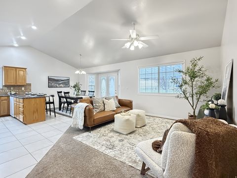 Tiny photo for 1114 E 2600 N, North Ogden, UT 84414 (MLS # 2134039)