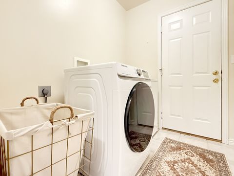 Tiny photo for 1114 E 2600 N, North Ogden, UT 84414 (MLS # 2134039)