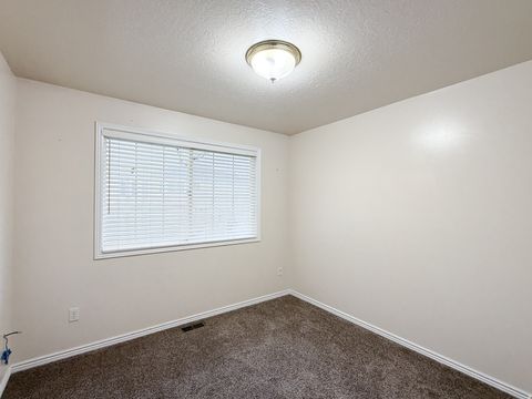 Tiny photo for 1114 E 2600 N, North Ogden, UT 84414 (MLS # 2134039)