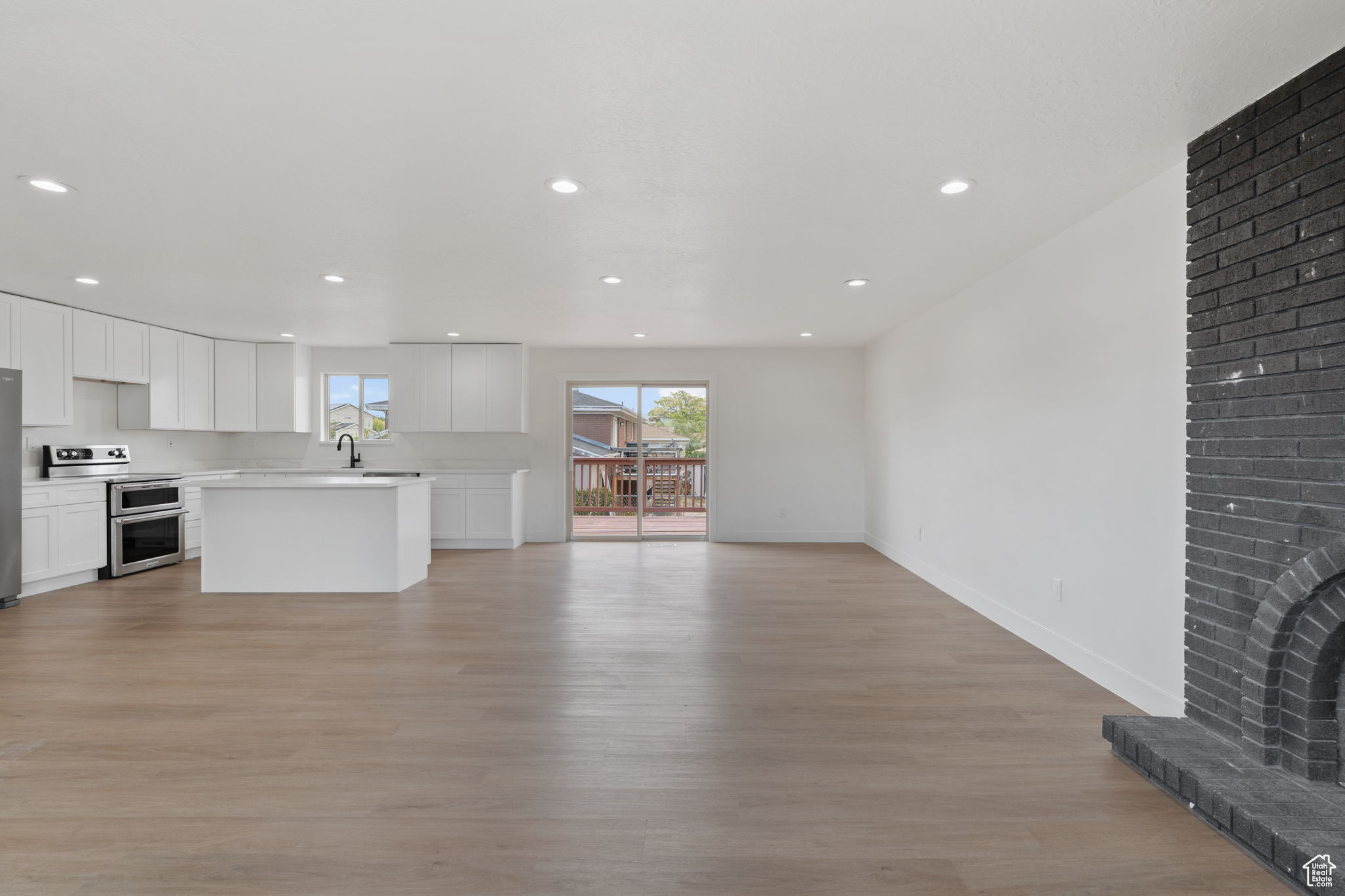 CHERILL ACRES - Residential