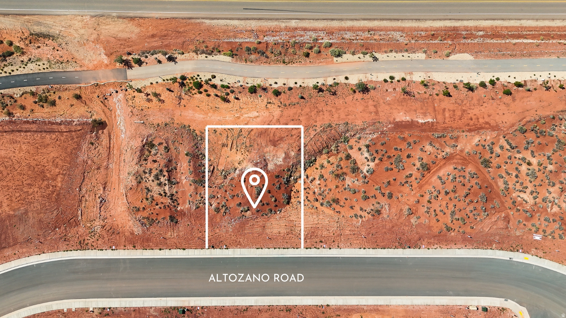 SOLENTE VILLAGE - Land