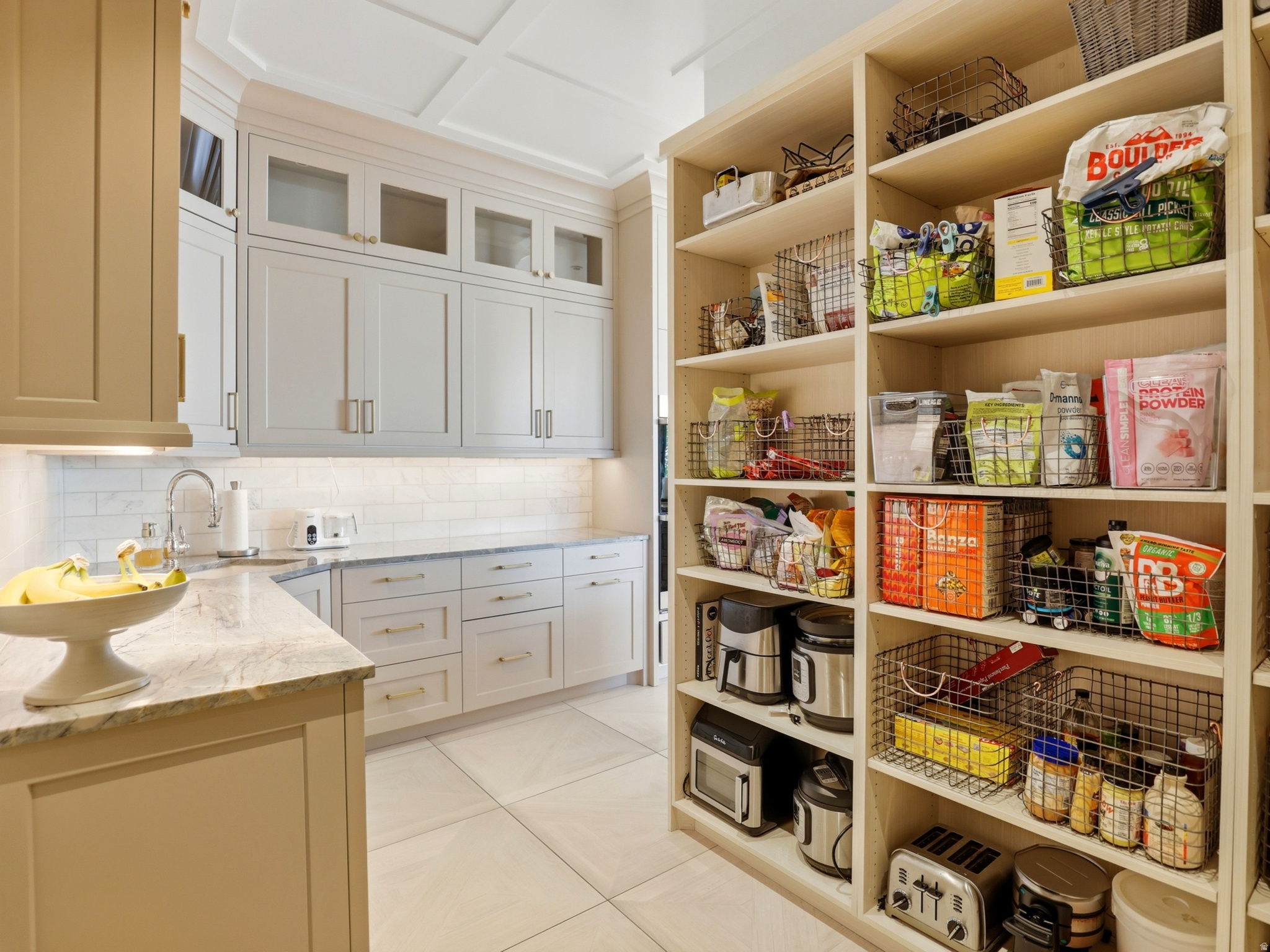 FORD CANYON ESTATES - Residential
