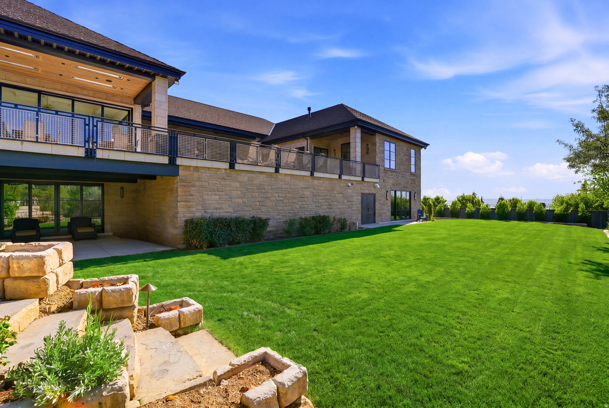 FORD CANYON ESTATES - Residential