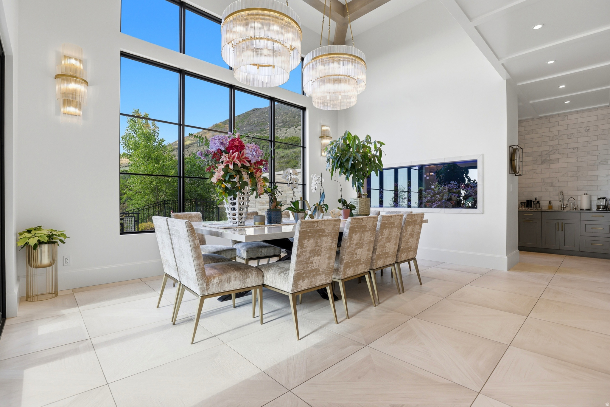 FORD CANYON ESTATES - Residential
