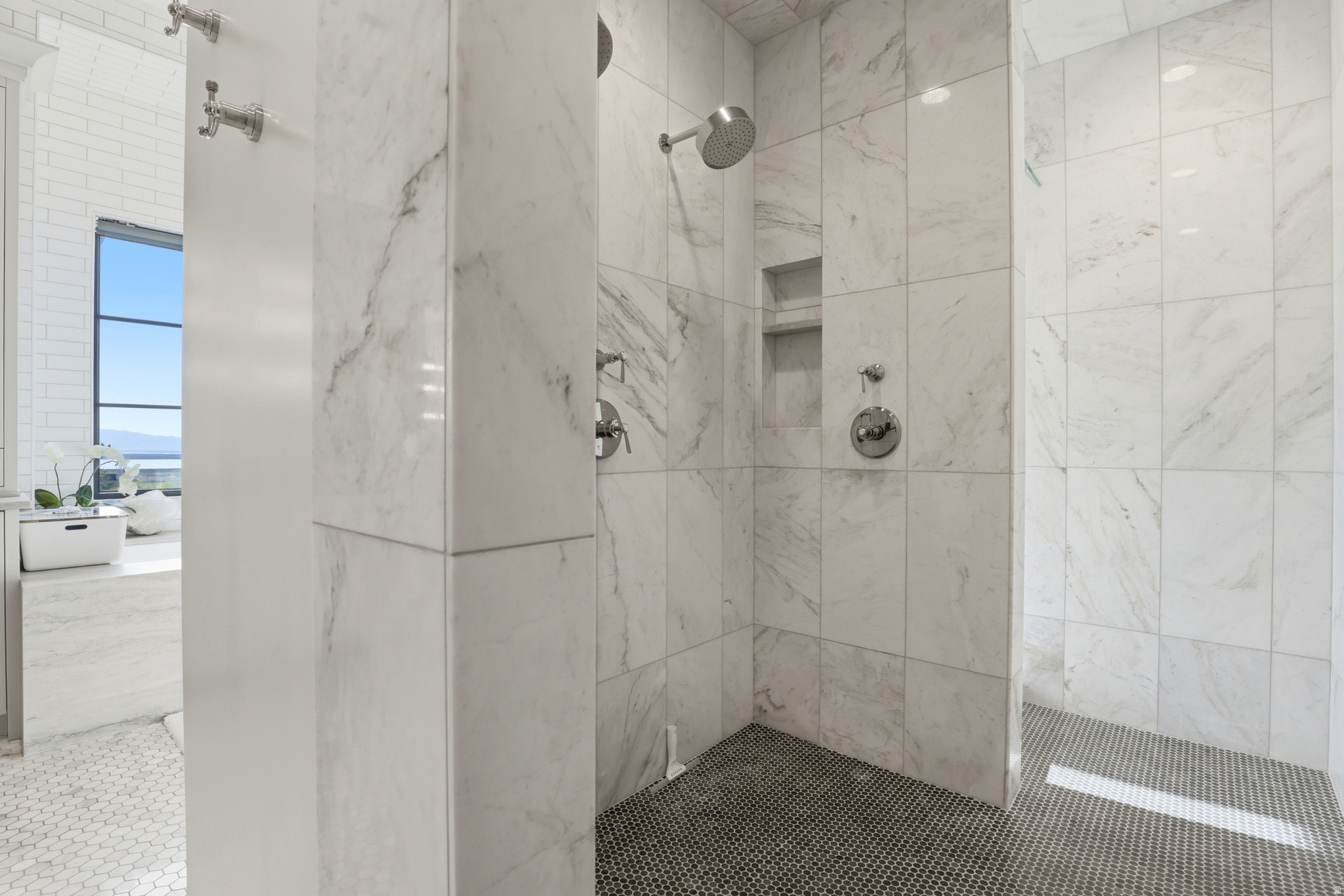 FORD CANYON ESTATES - Residential