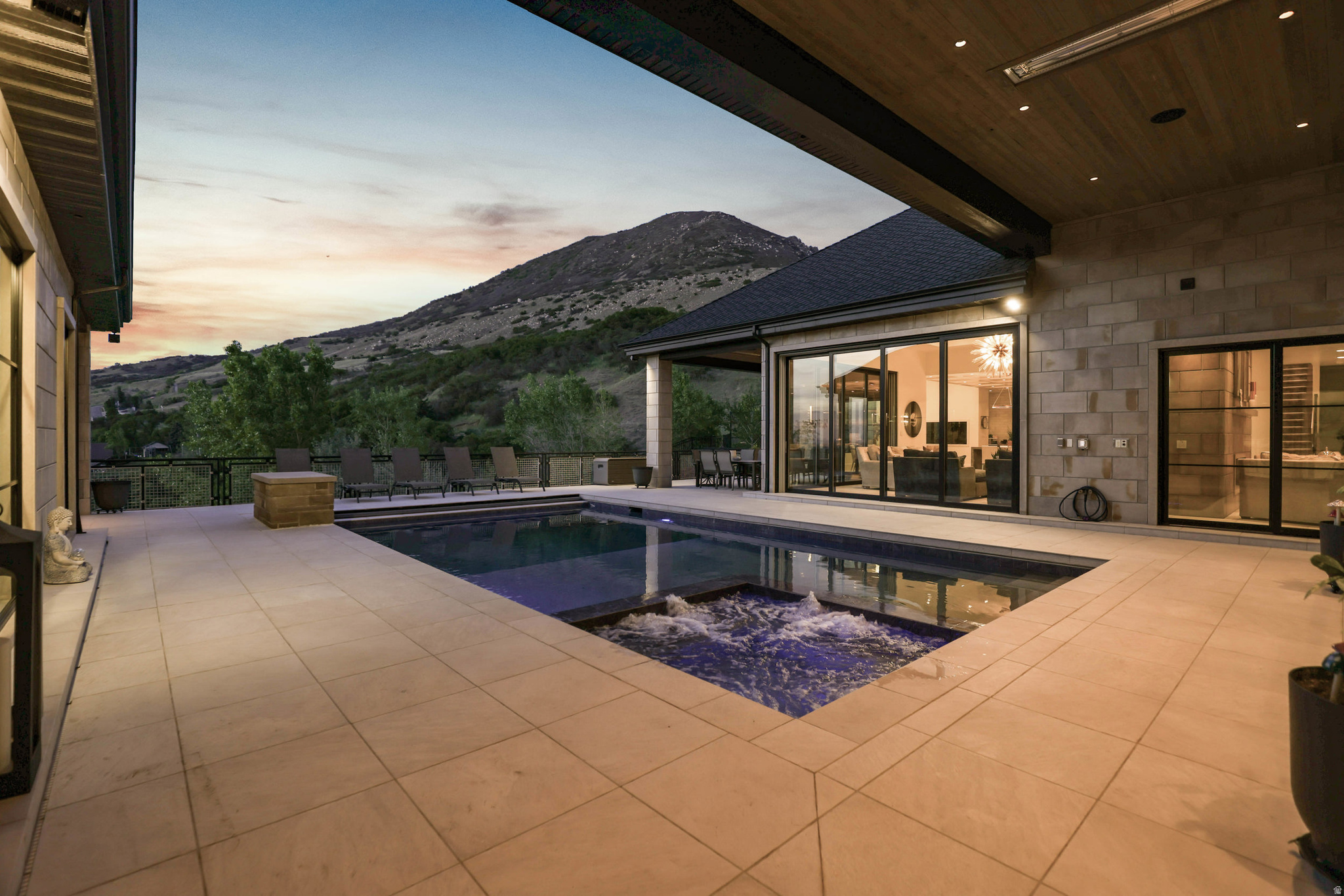 FORD CANYON ESTATES - Residential