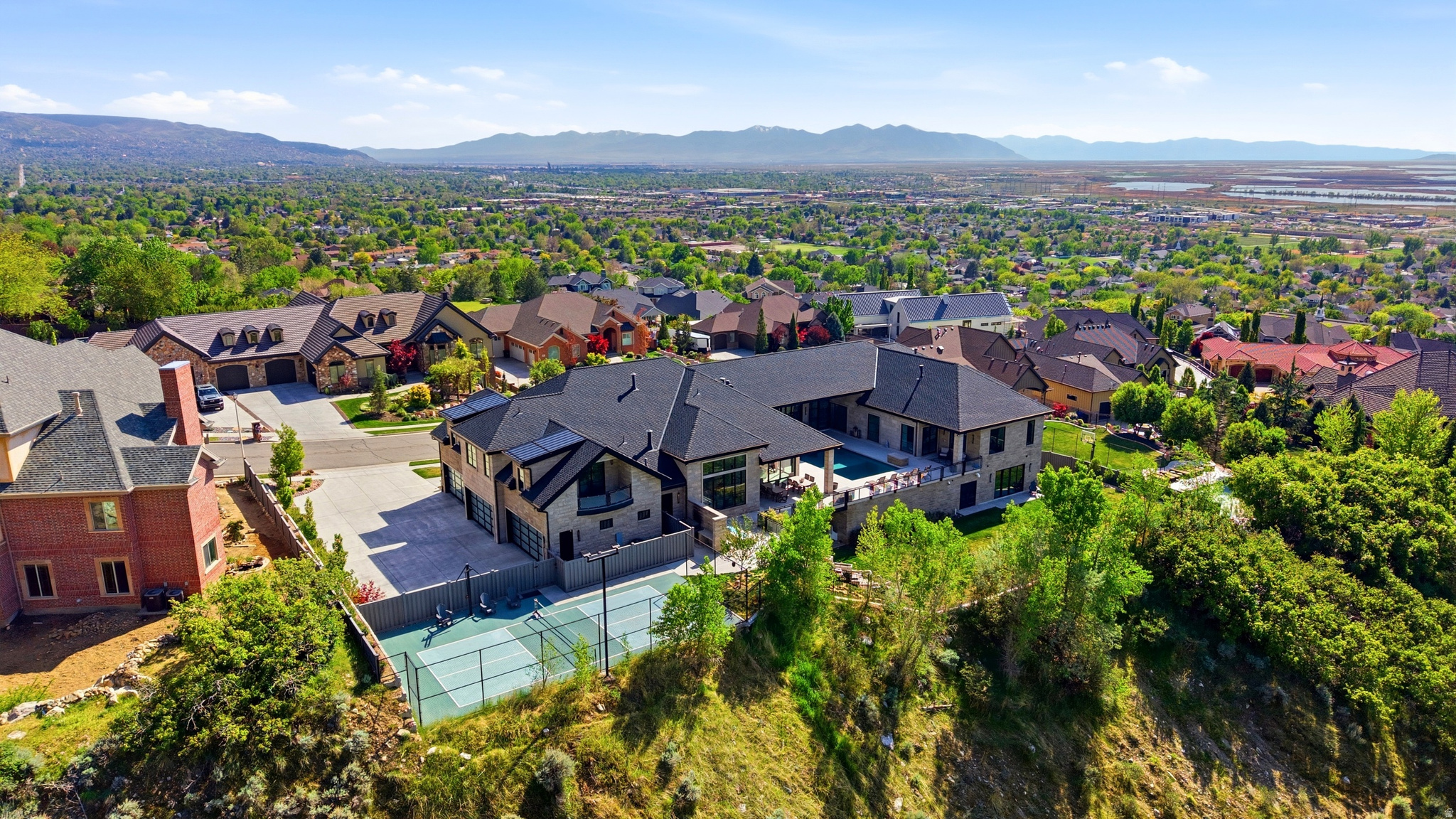 FORD CANYON ESTATES - Residential