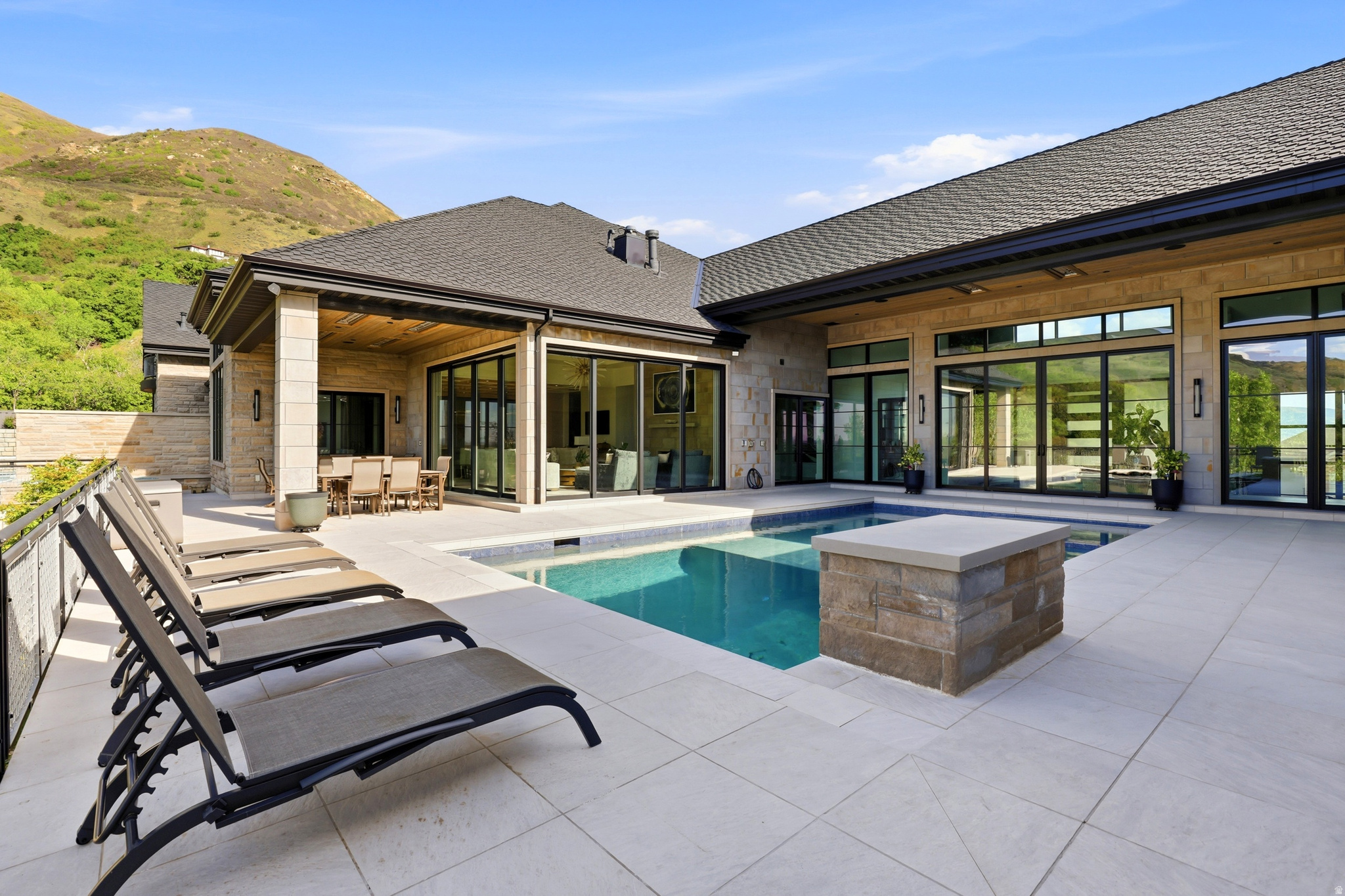 FORD CANYON ESTATES - Residential