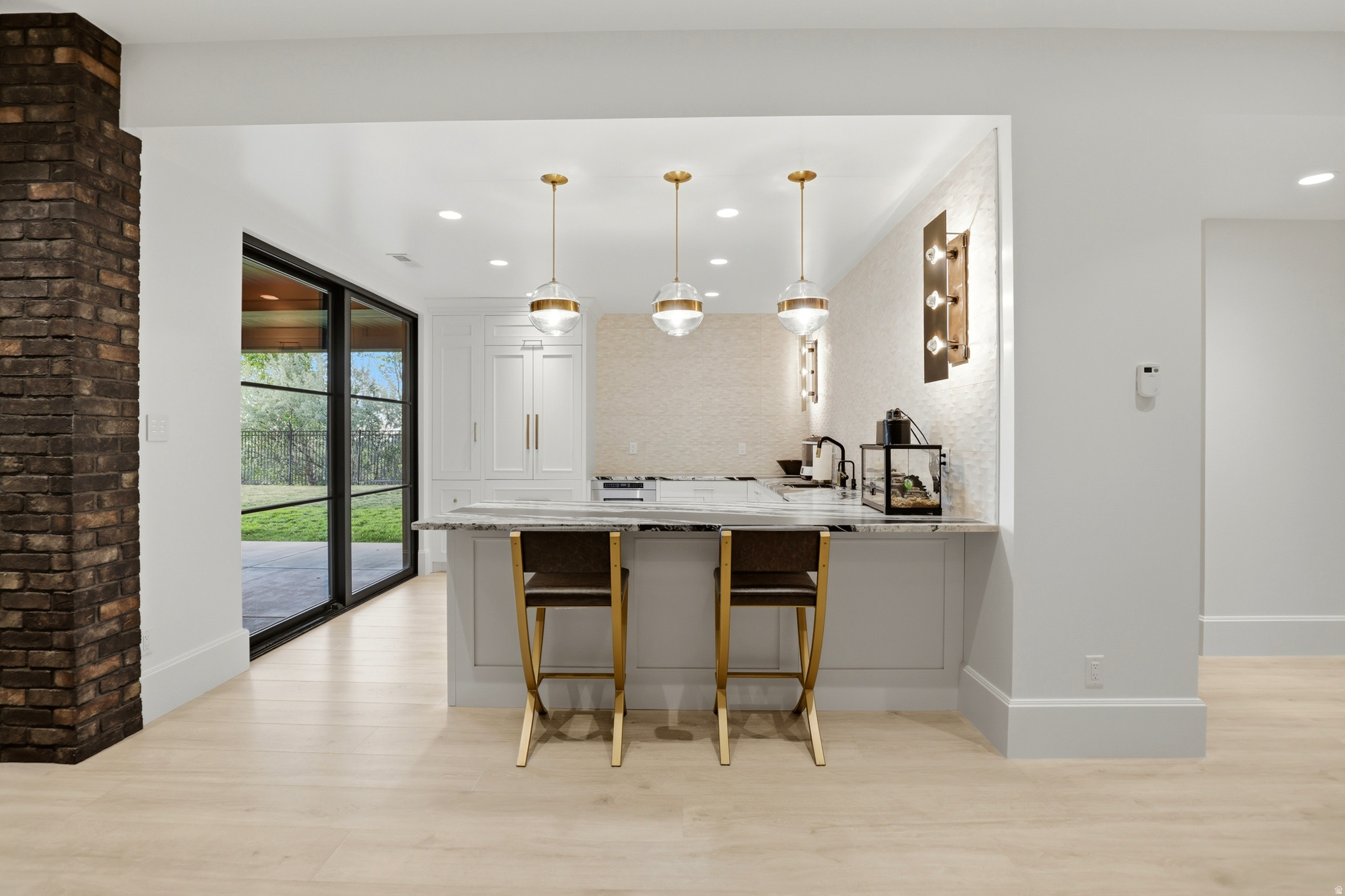 FORD CANYON ESTATES - Residential