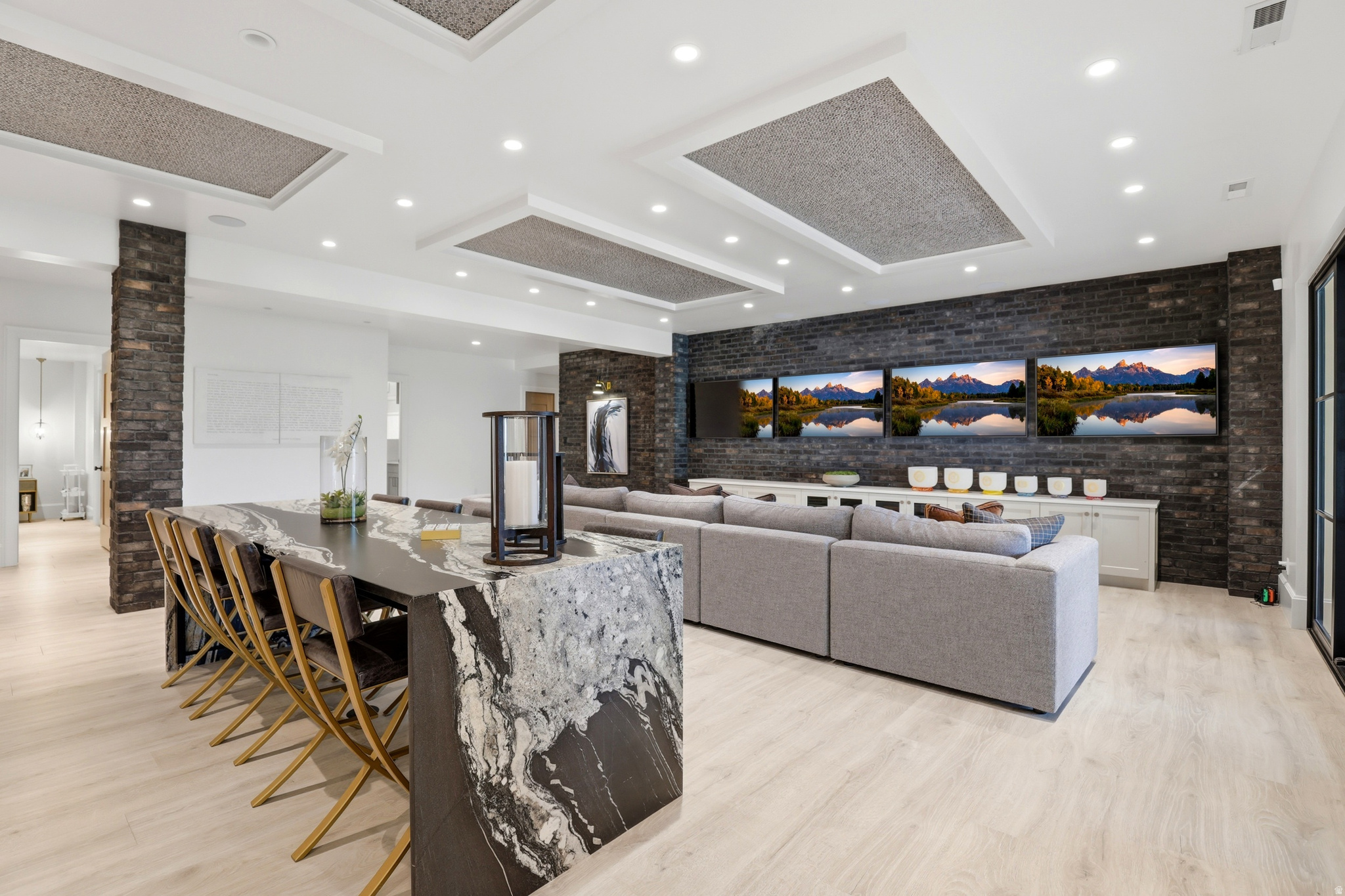 FORD CANYON ESTATES - Residential