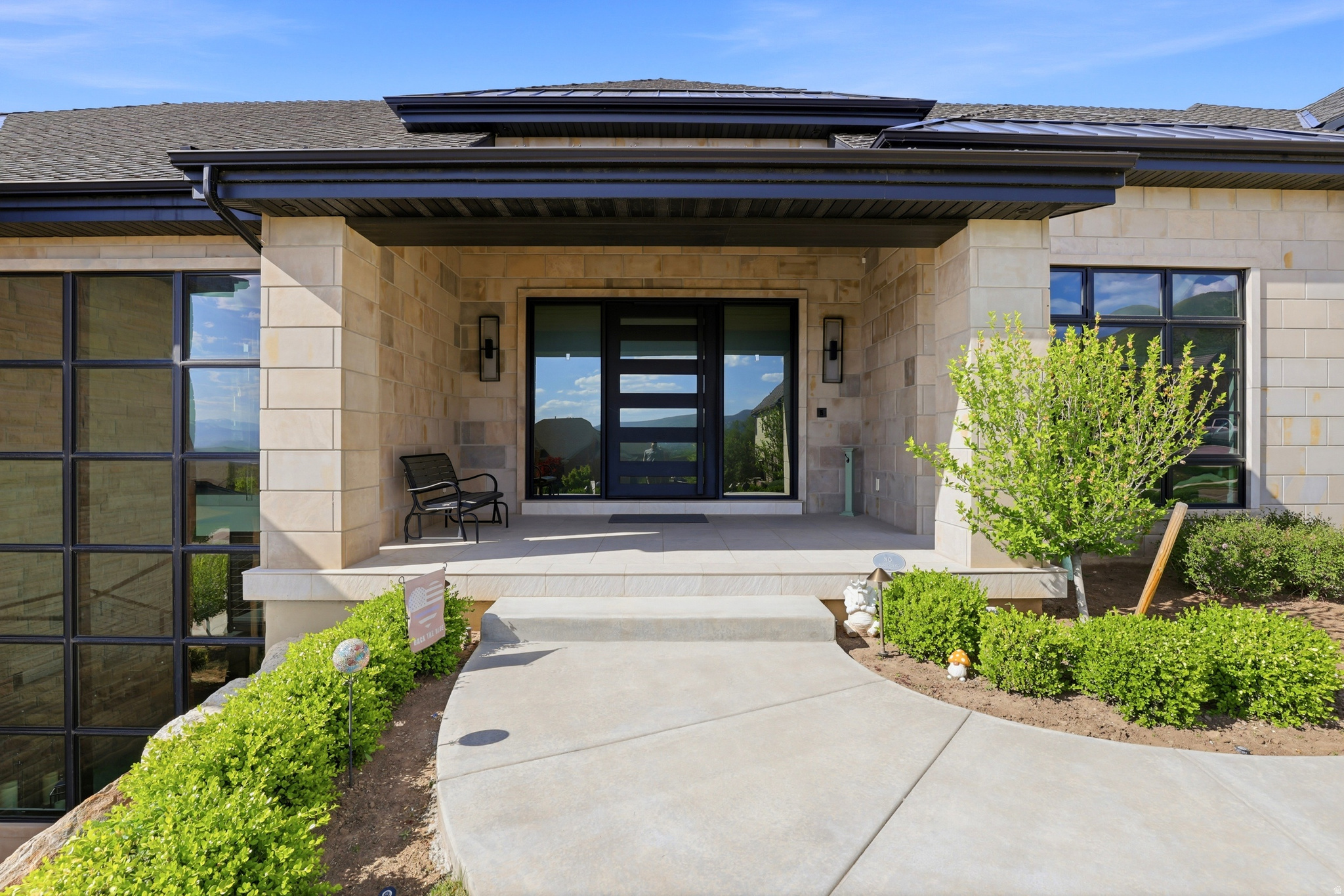 FORD CANYON ESTATES - Residential