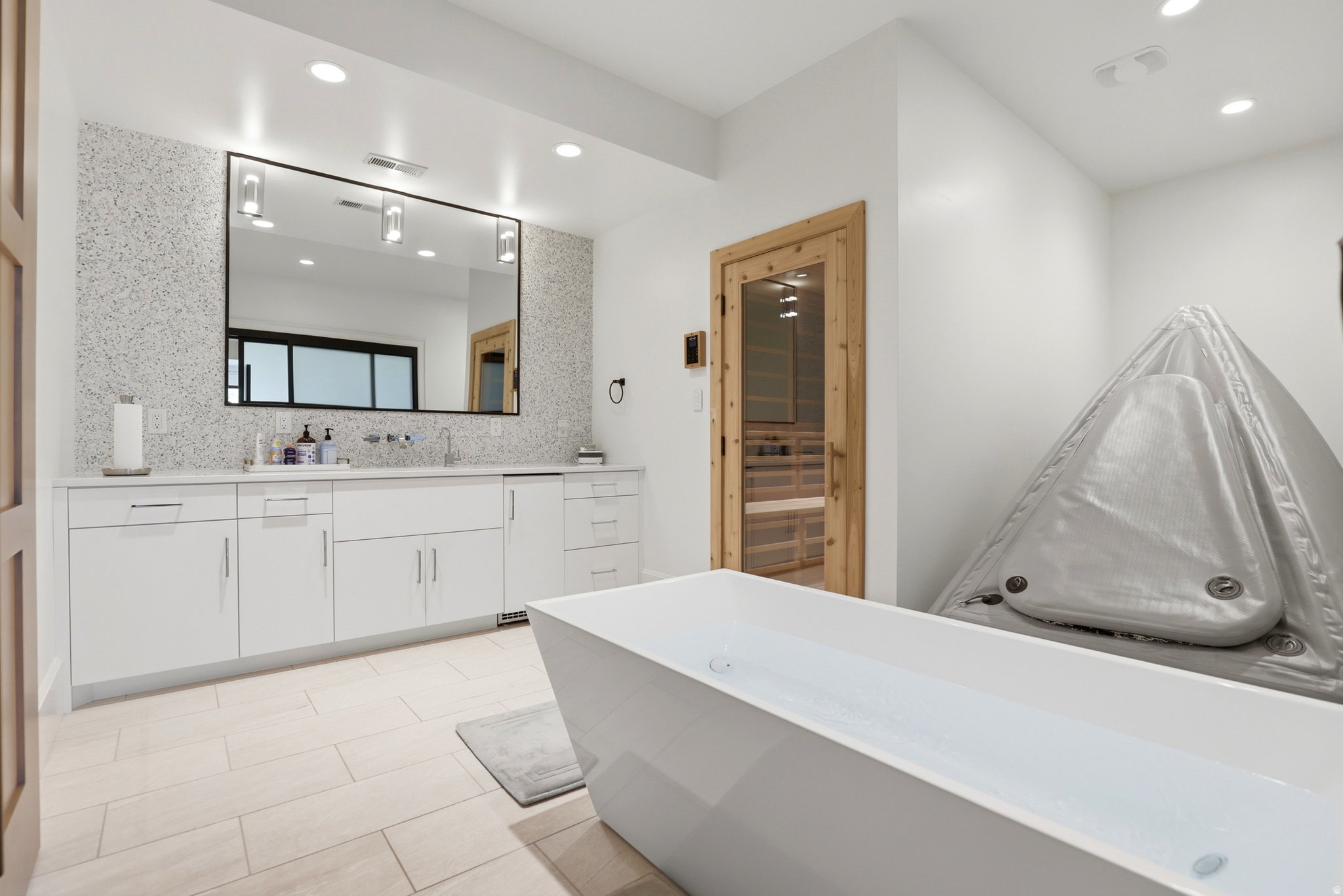 FORD CANYON ESTATES - Residential