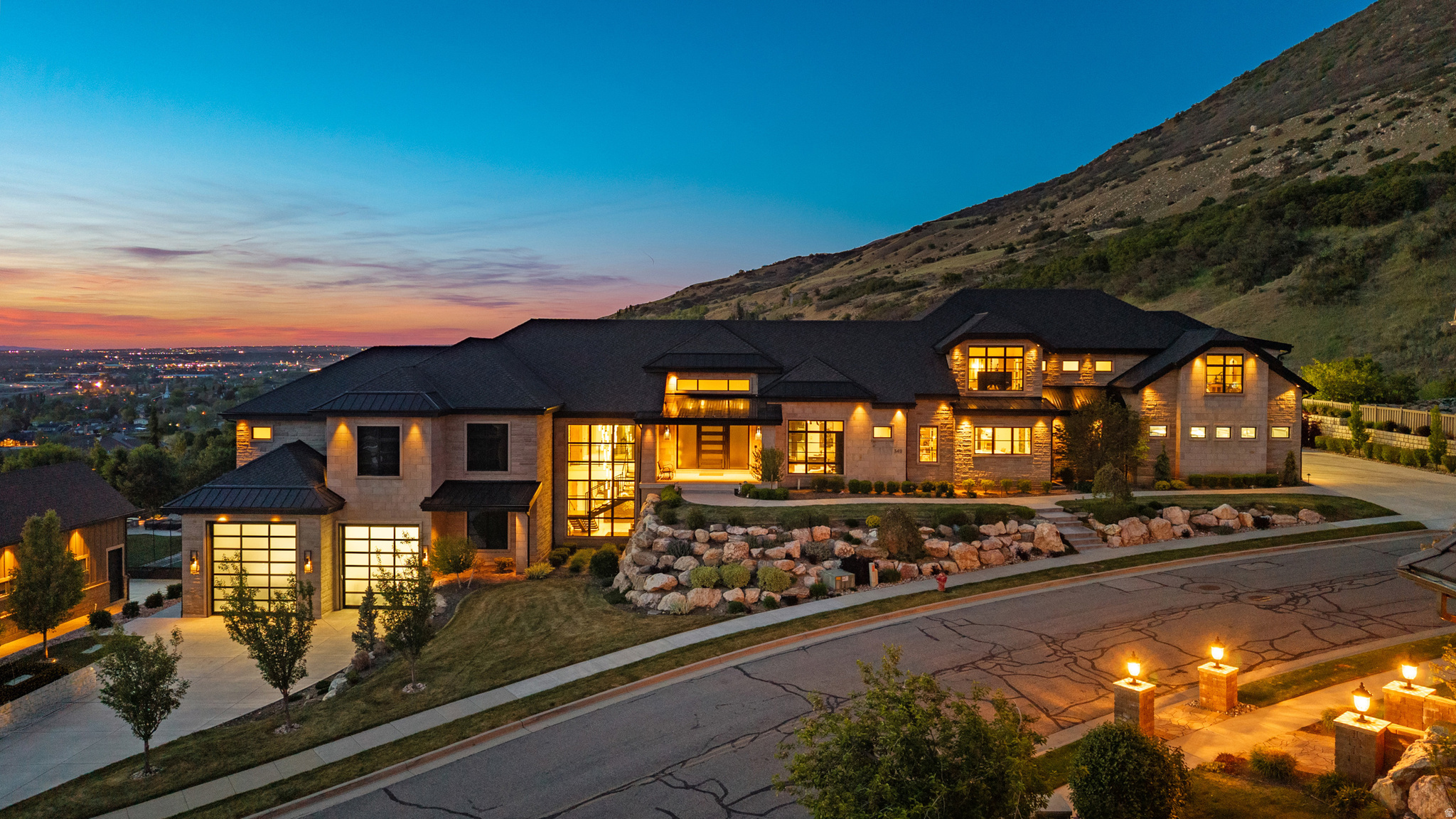 FORD CANYON ESTATES - Residential