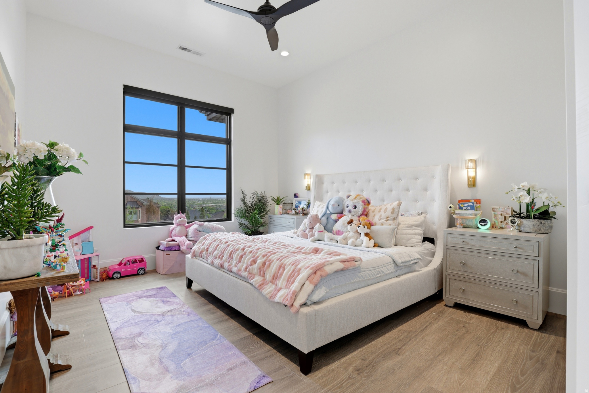 FORD CANYON ESTATES - Residential
