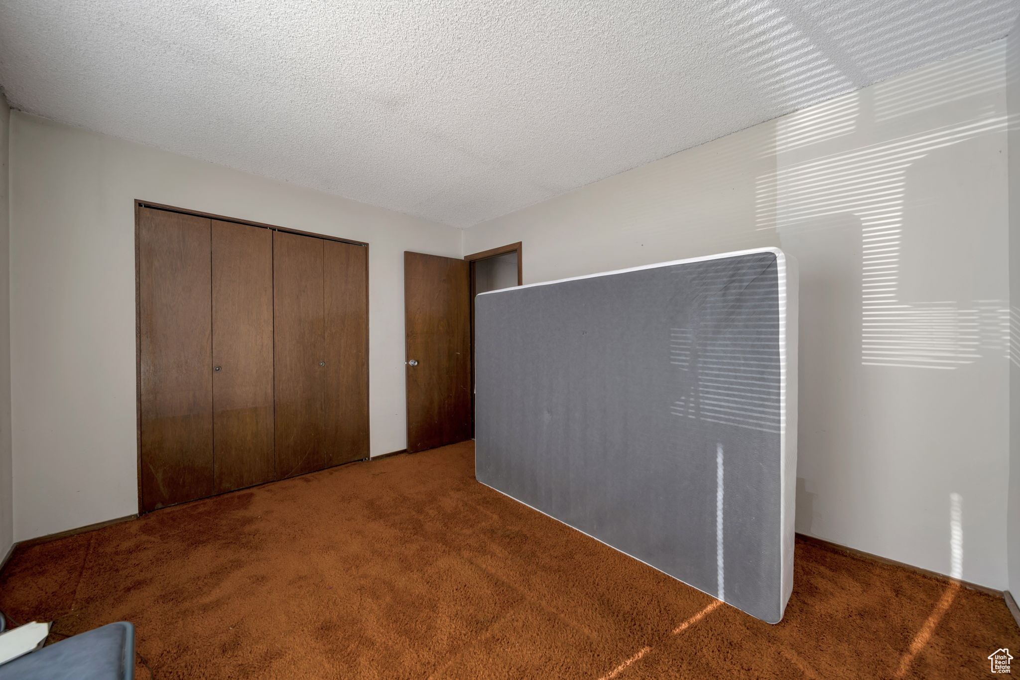 APPLEGATE CONDM - Residential