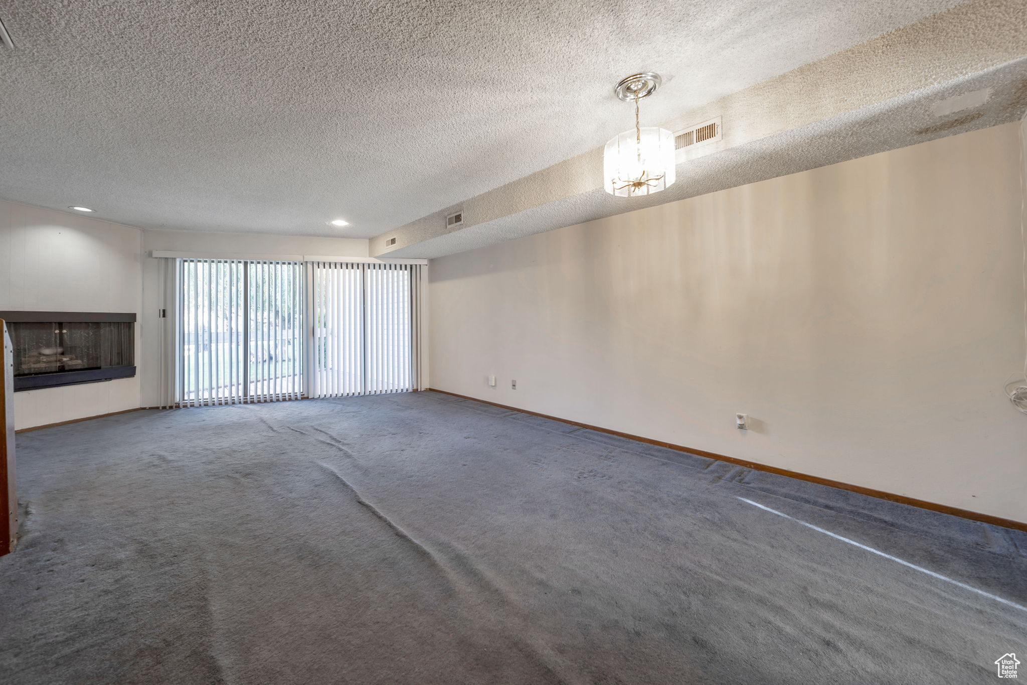 APPLEGATE CONDM - Residential