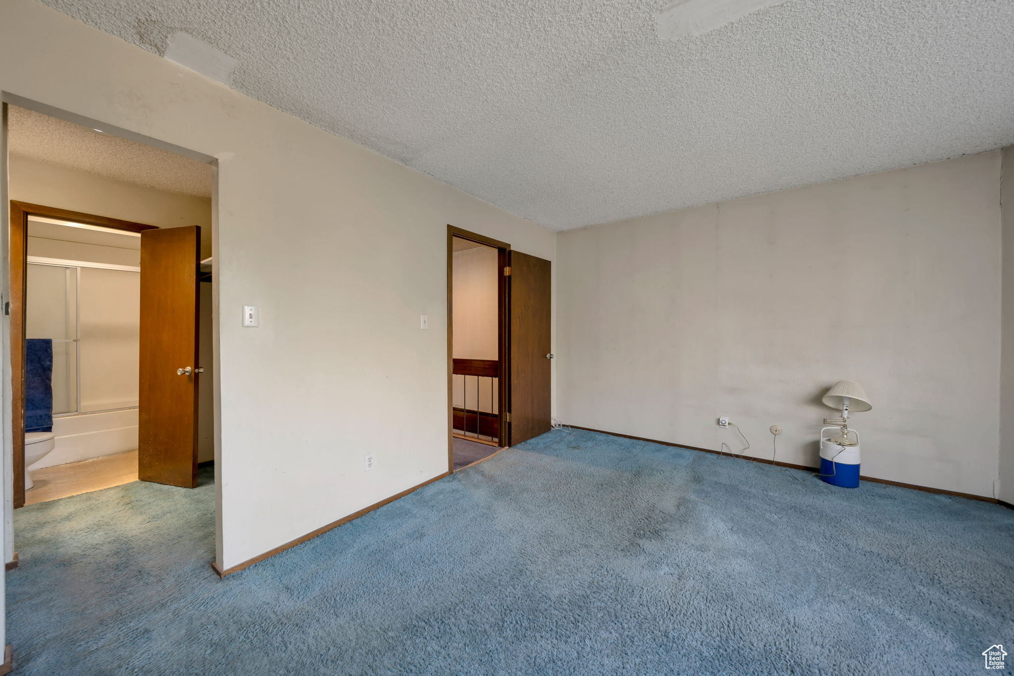 APPLEGATE CONDM - Residential