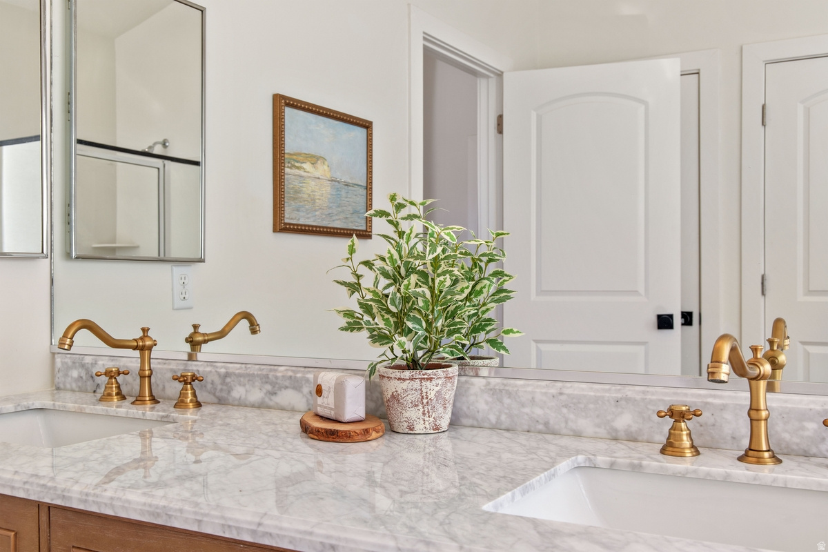 SOUTH MOUNTAIN - Residential