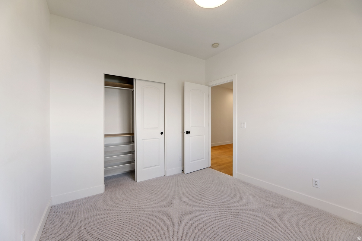 SOUTH MOUNTAIN - Residential