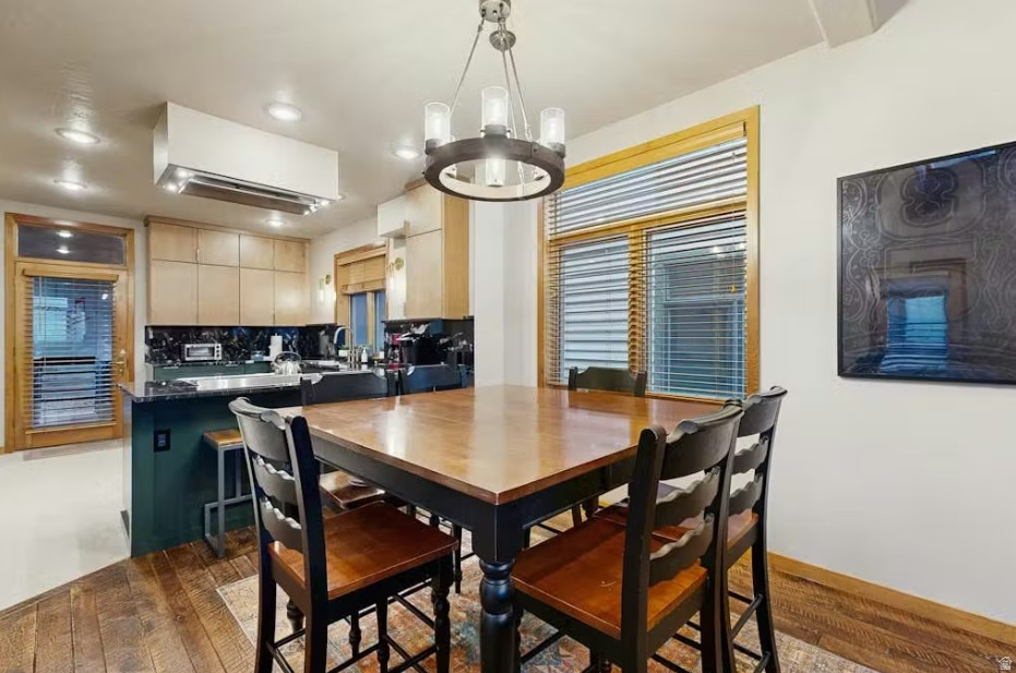 SNYDERS ADDITION - Residential