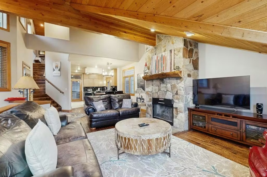 SNYDERS ADDITION - Residential