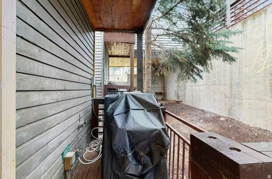 SNYDERS ADDITION - Residential