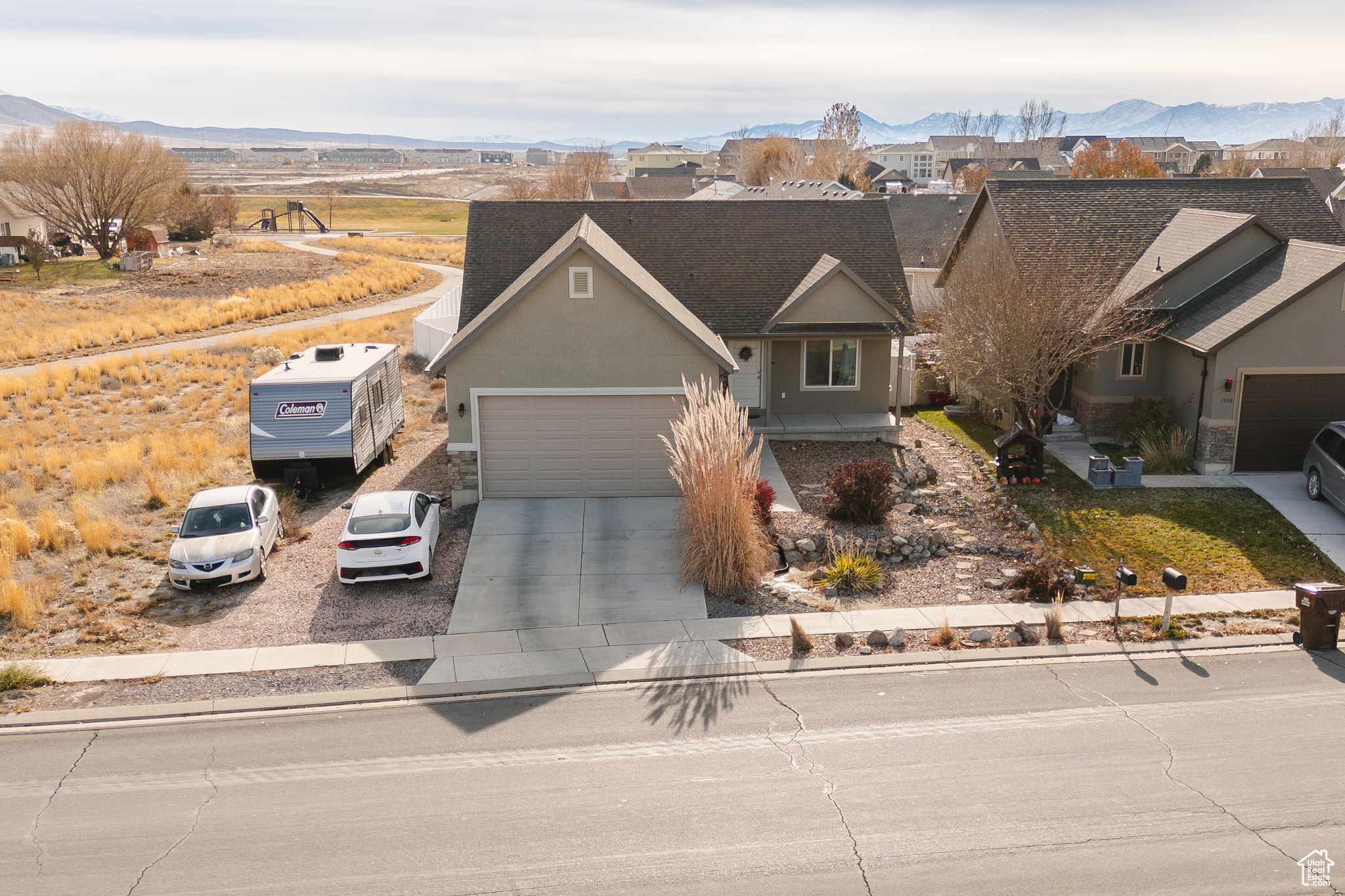 1914 E Shadow Dr, Eagle Mountain, Utah image 4