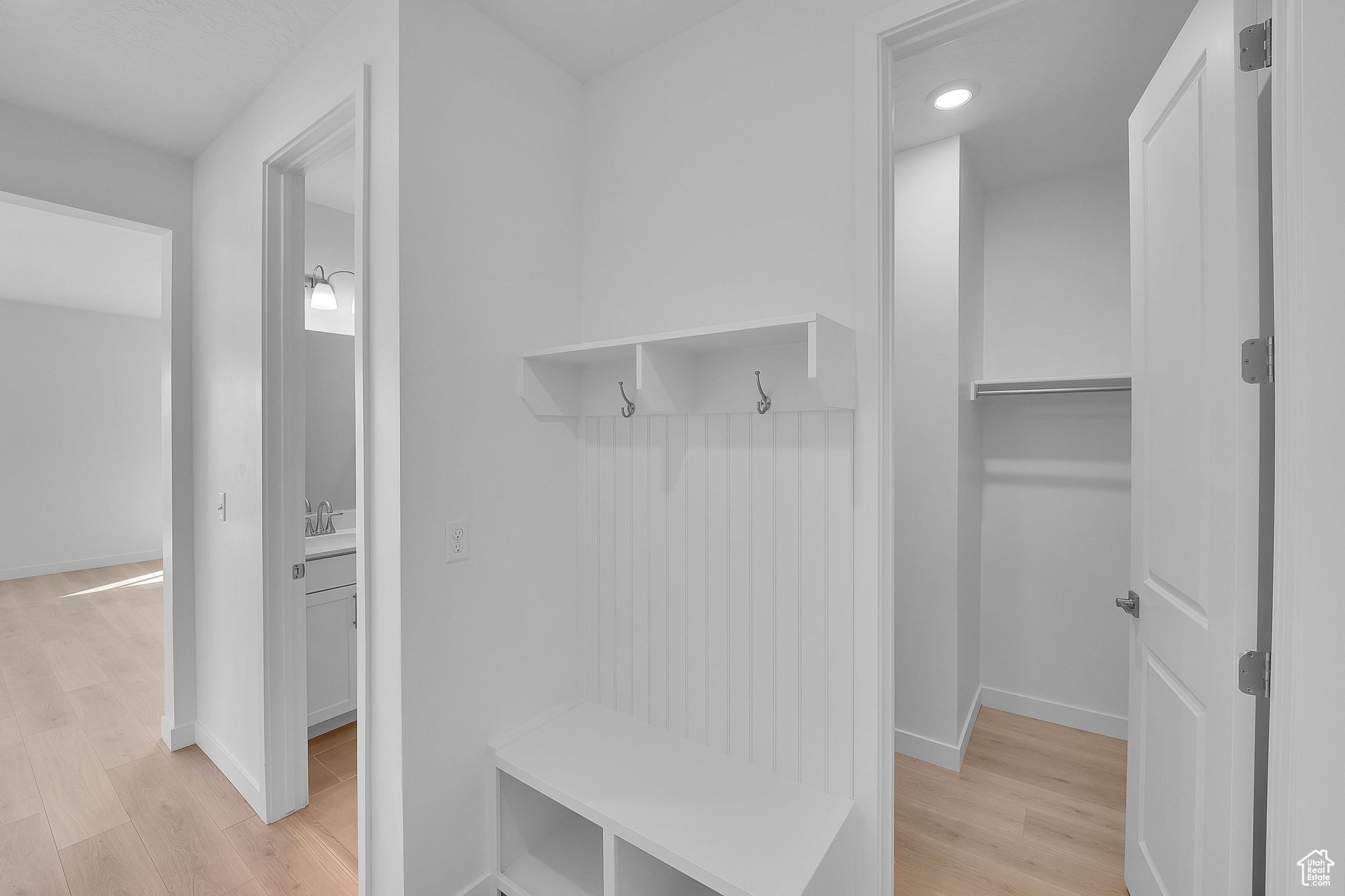 PONY EXPRESS - Residential