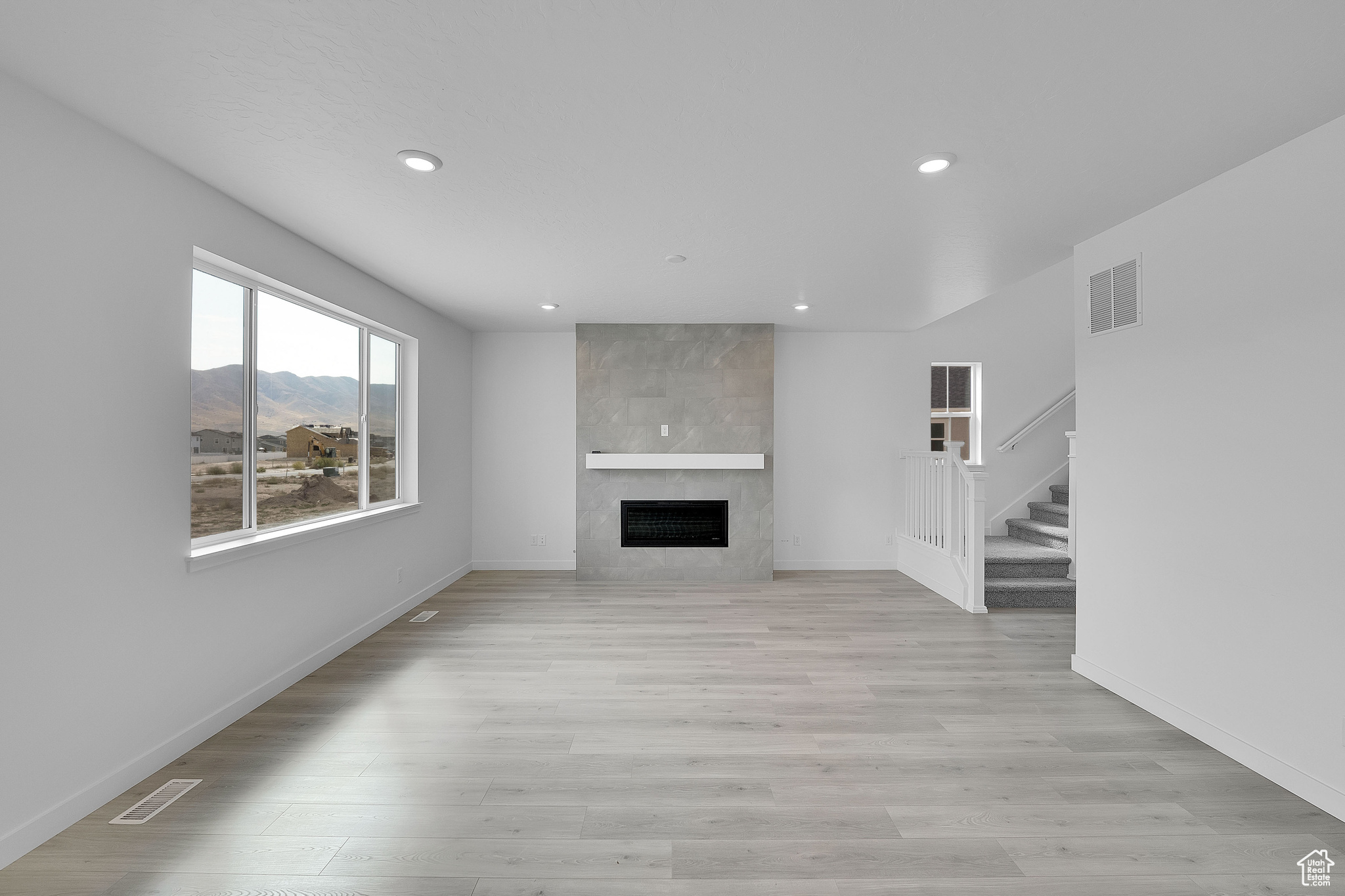 PONY EXPRESS - Residential