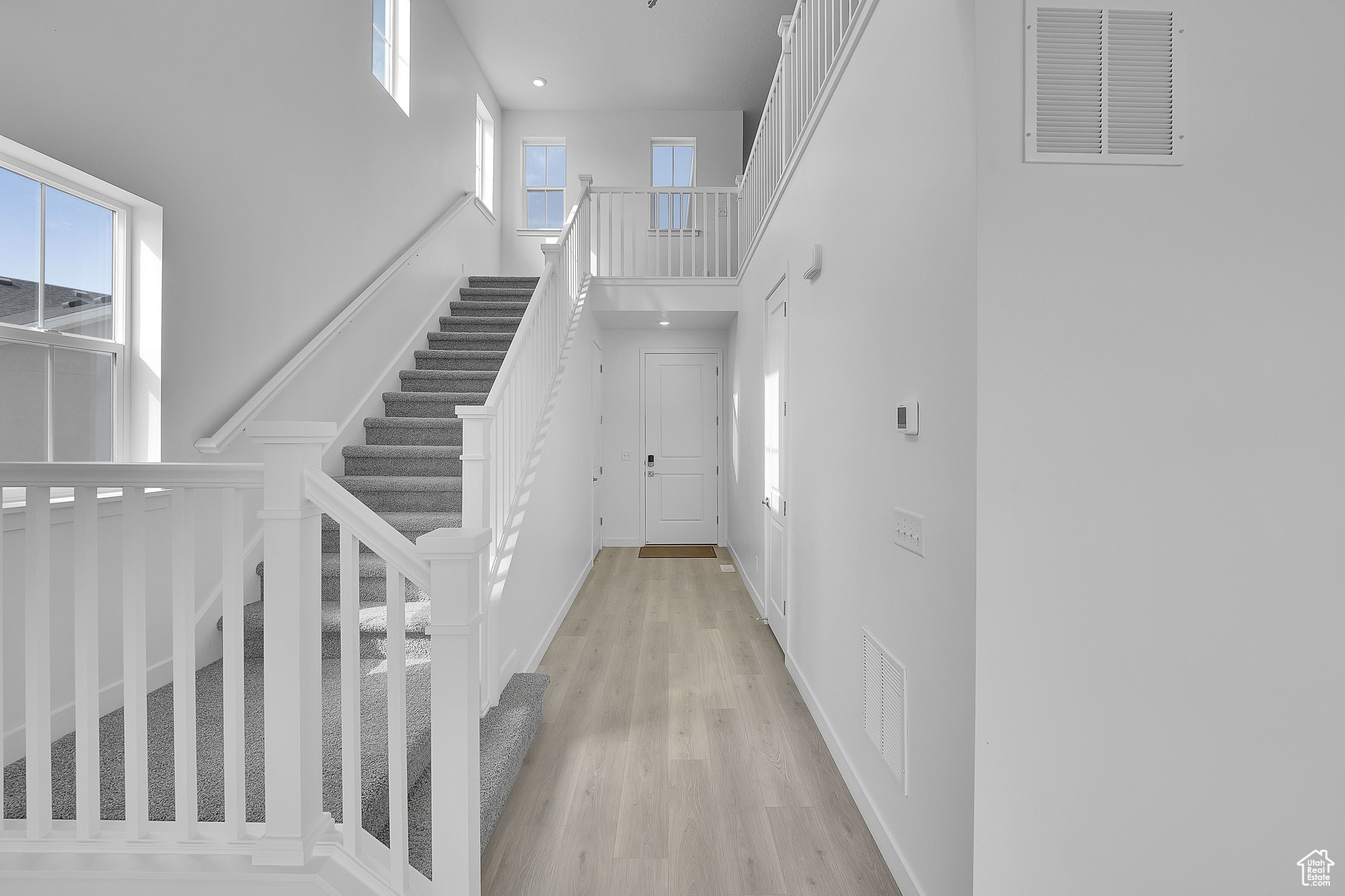 PONY EXPRESS - Residential