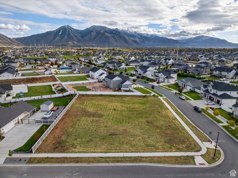 Tiny photo for 1228 N PONDEROSA LN #253, Spanish Fork, UT 84660 (MLS # 2118670)