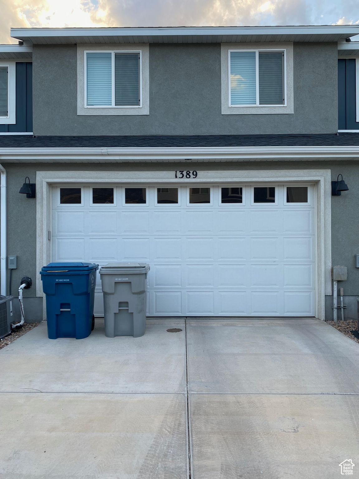SUMMIT RIDGE TOWNS - Residential