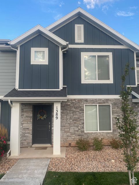Photo of 1389 S HARVEST VIEW DR #210, Santaquin, UT 84655 (MLS # 2113767)
